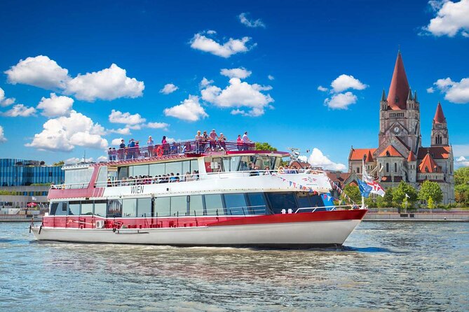24-hour Hop-On Hop-Off with Ferris Wheel and River Cruise - How the 24-hour bus and cruise combo really plays in Vienna