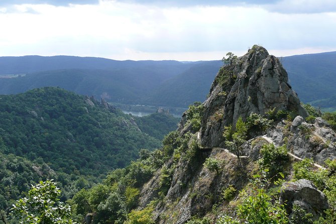 4-Hour Private Alpine Hiking Tour 'In the footsteps of king Lionheart' - How the full day flows: Vienna morning to Dürnstein free time