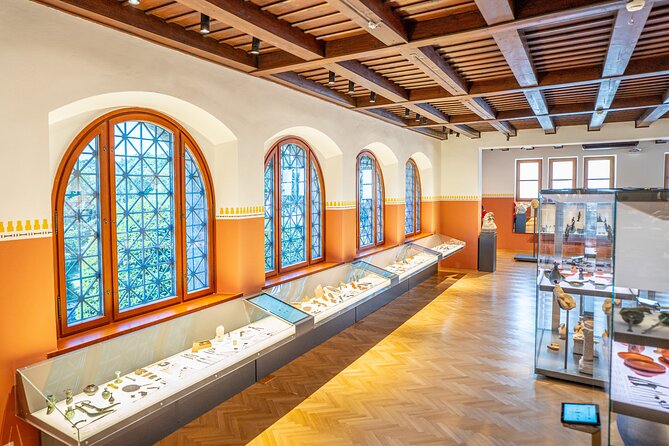 Admission Pass to The Roman Quarter and the Museum Carnuntinum - Food, breaks, and family-friendly stops at the Roman Quarter