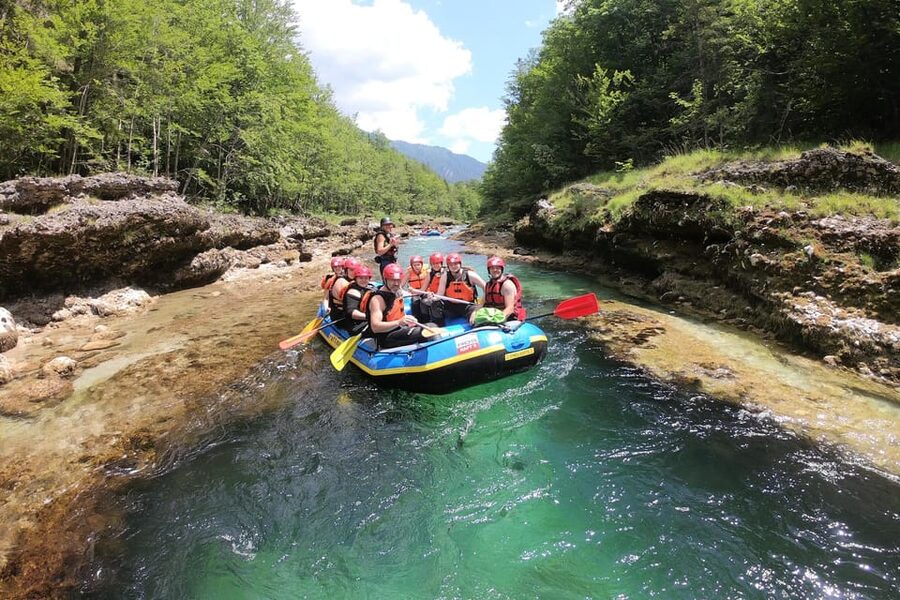 Adventurous rafting tour on the Salza - pure whitewater action! - The 210 Minutes That Start With Gear and End With Showers