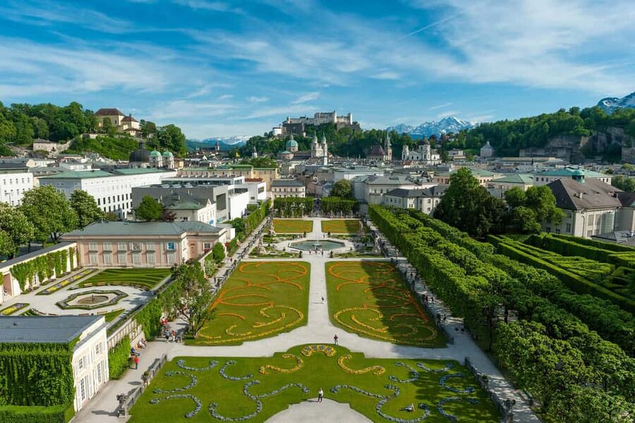 Alpine Beauty & Fairytale Towns: Hallstatt & Salzburg Tour - Who this tour fits best, and who should rethink it
