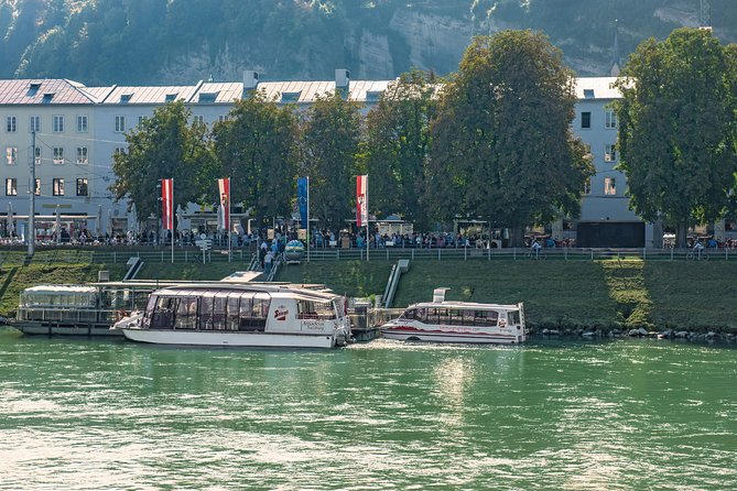 Amphibious Splash Tour on the water & on the land in Salzburg - Boarding at Franz-Josef-Kai: The Amphibious Vehicle Reality Check