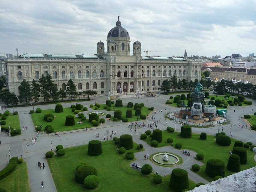 An Introduction to Vienna Walking Tour - Starting at Café Hawelka, then into Auguststraße’s Gallery World