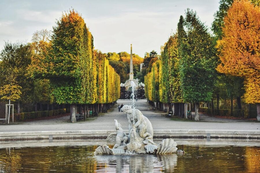 Best of Vienna: Private Walking Tour with a Local - Hofburg Palace area: the imperial setting, viewed through a modern stroll