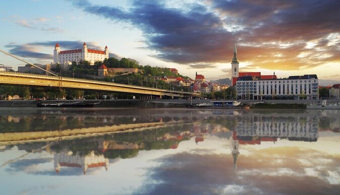 Bratislava Small-Group Day Trip from Vienna with Walk & Lunch - Key things I’d circle before you go