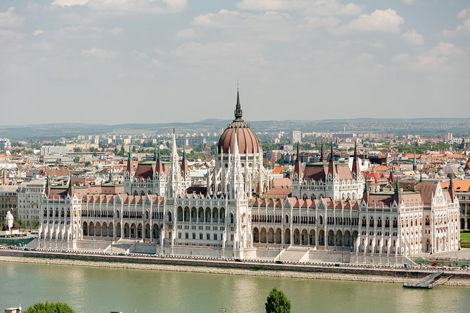 Budapest Day Trip from Vienna - The Coach Drive and First Budapest Orientation