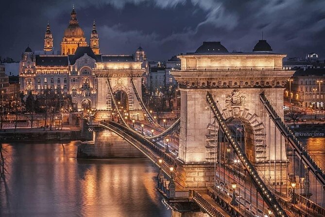 Budapest Unveiled Exclusive Day Tour - Private Mercedes from Vienna to Budapest, door-to-door