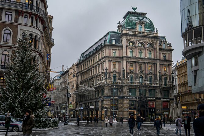 Christmas Walk Vienna : 5 Markets & Old Town in 3h (EN/DE) - How to plan your snacks, photos, and timing