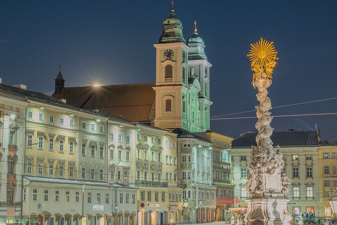 CITY QUEST LINZ: uncover the secrets of this city! - Stop 2: Lentos Kunstmuseum, Modern Art With a Puzzle Twist