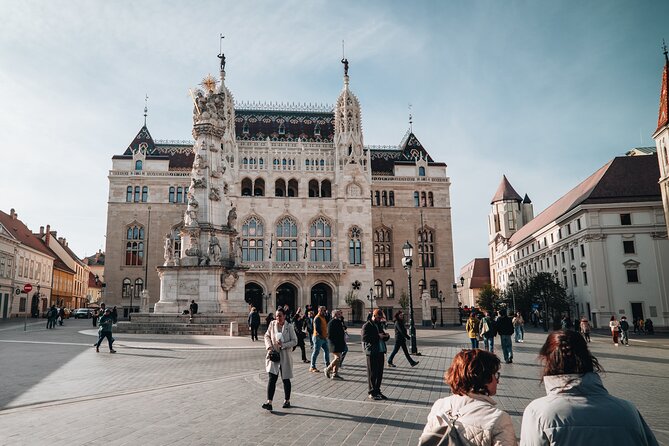 Day Trip to Budapest and Bratislava From Vienna - Primate’s Palace exterior and the Treaty of Pressburg connection