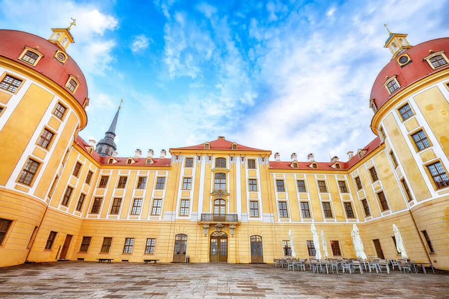 Day trips from Vienna: Hallstatt & Salzburg Guided Tour - Salzburg: Mozart connections, a guided walk, and time to wander