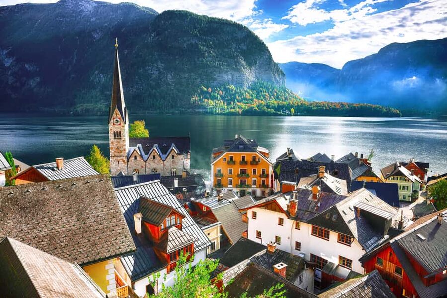 Day trips from Vienna: Hallstatt & Salzburg Guided Tour - What the guides add, and why the photos keep showing up