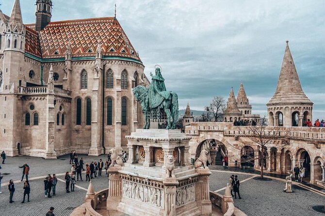 DayTrip to Budapest and Bratislava, two capitals - Shoes on the Danube Bank: the stop that hits hardest