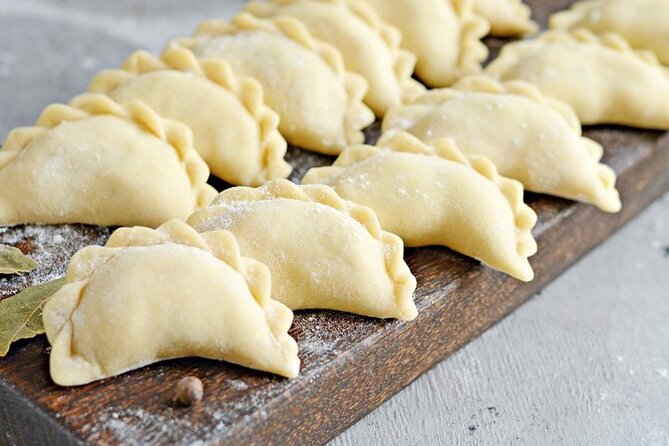 Dinner Cooking Class - Prezels, Dumplings, Apple Strudel & Music - Why This Salzburg Cooking Class Feels Like Local Night Life