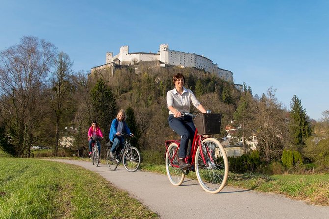 Discover Salzburg by bike: Fun and informative - Mirabell Castle Area and Mirabellgarten Photo Stops