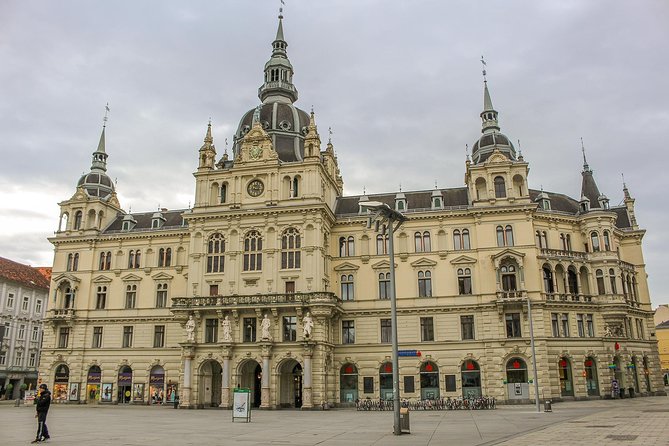 Explore Graz in 60 minutes with a Local - Murinsel on the Mur River: art that you can actually use