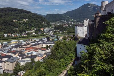 Explore Salzburg in 60 minutes with a Local