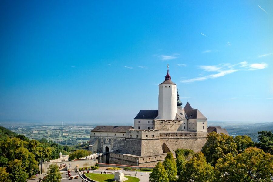 Forchtenstein Castle Admission Ticket & Optional Guided Tour - First floor stops: oratory, chapel, and why the weapons room works