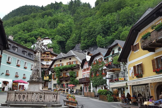 From Prague: Private Hallstatt Alps Day Trip with Lakeside Picnic - The driver experience: English support, basic info, and clear expectations