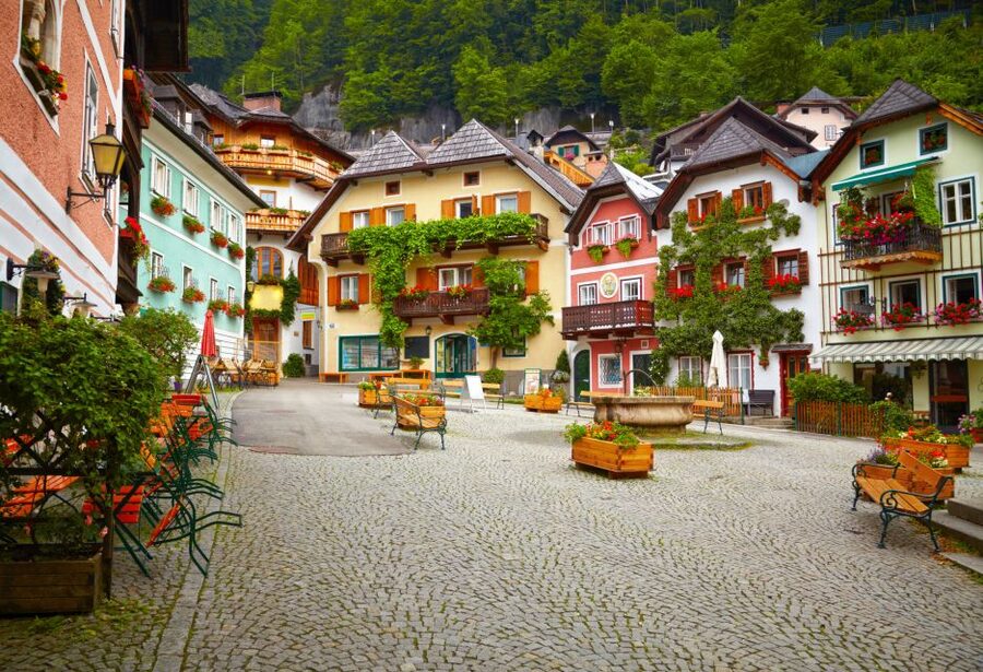 From Salzburg: Private Tour of Hallstatt - Bad Goisern to Hallstatt: arriving with your bearings