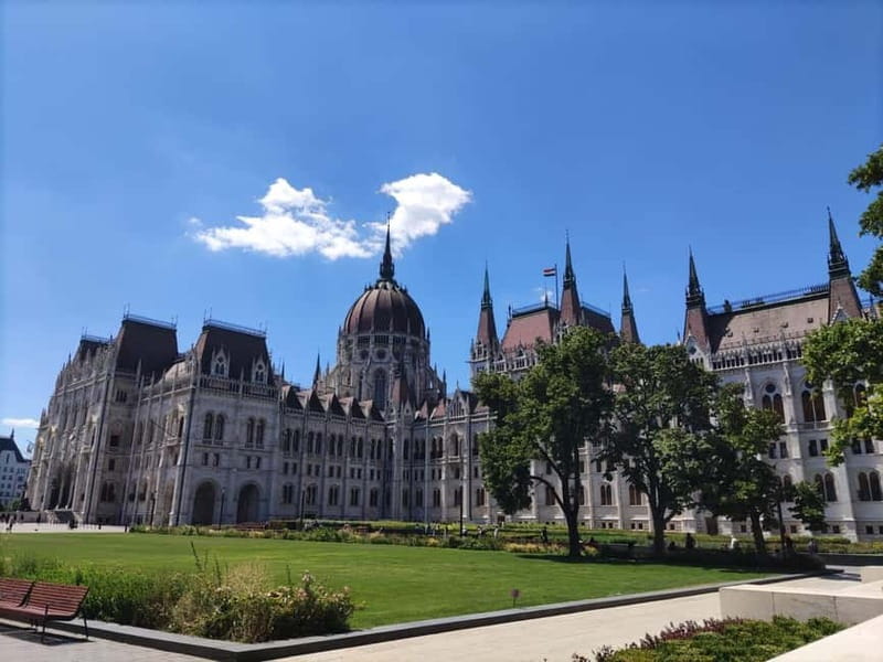 From Vienna: Bratislava and Budapest Day Tour - Royal Palace to Parliament: How Budapest’s Main Sights Get Made Understandable