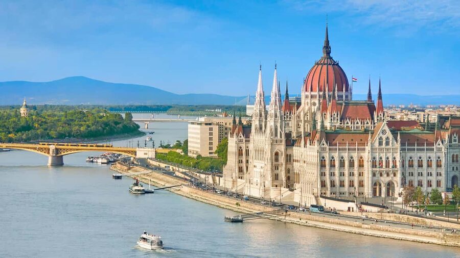 From Vienna: Bratislava & Budapest Guided one day Round Tour - A one-day two-capital plan that stays human