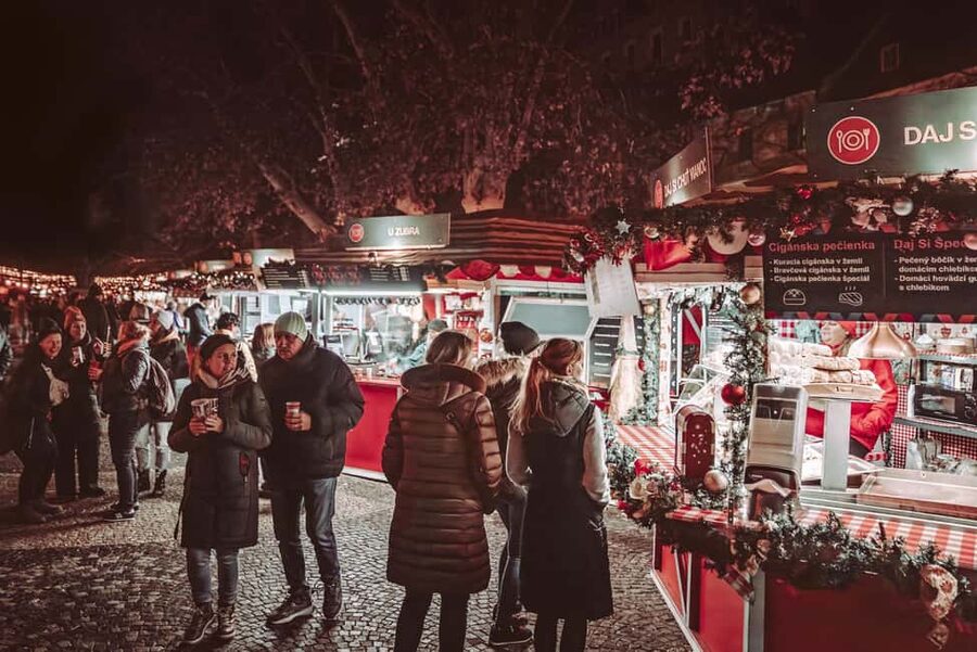 From Vienna: Bratislava Christmas Markets Guided Tour - Bratislava Old Town orientation walk: learning the market map fast