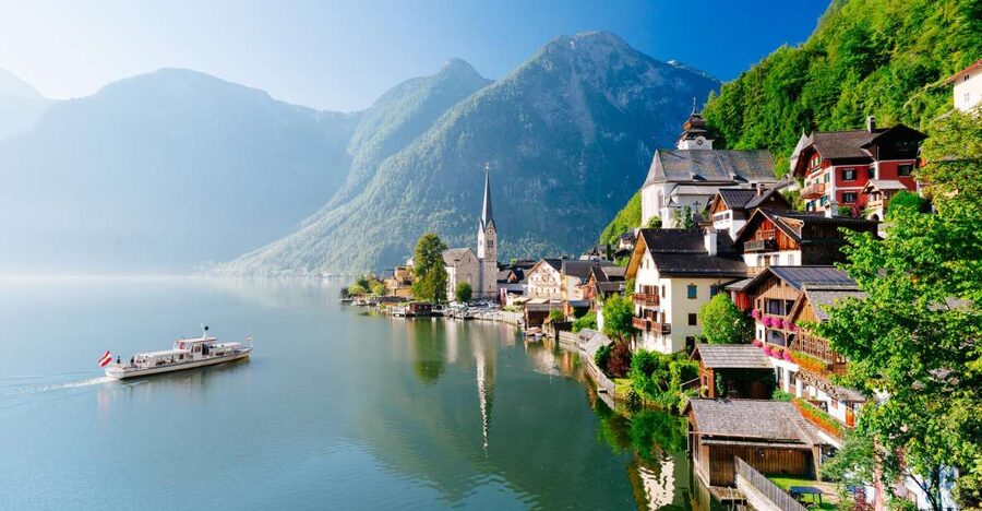 From Vienna: Full Day Trip to Hallstatt and Salzkammergut - The Hallstatt guided walk: salt mining, UNESCO context, and photo direction