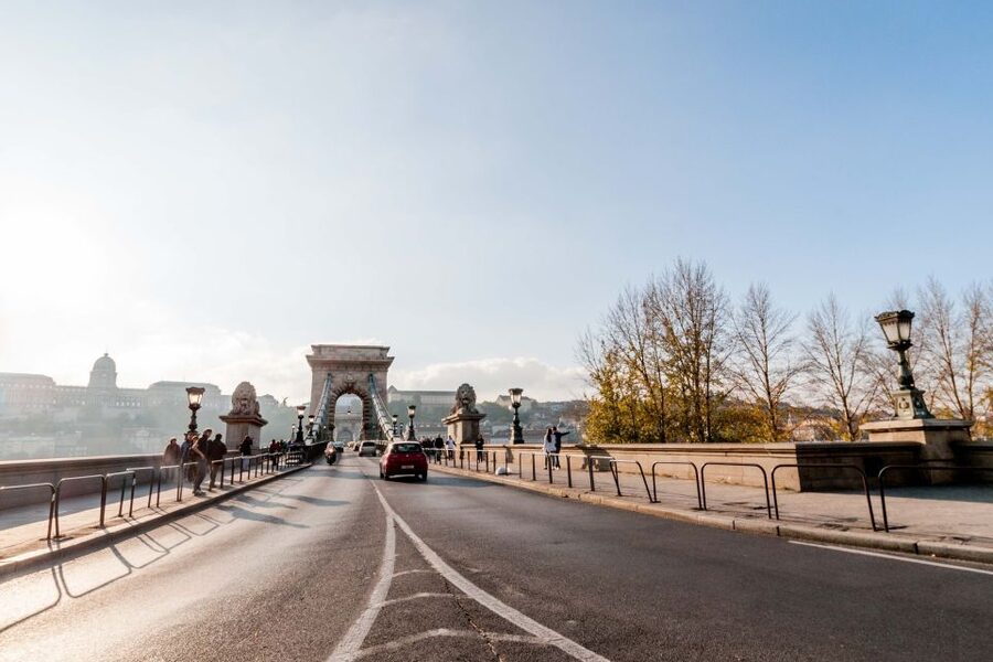 From Vienna: Guided Day Trip to Budapest - The Vienna-to-Budapest setup: comfortable transport and a tight timeline