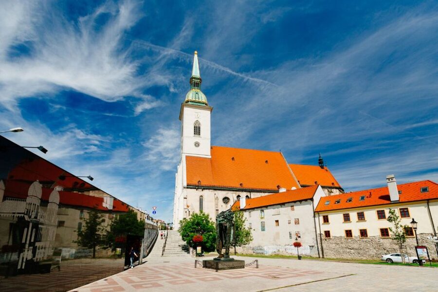 From Vienna: Guided Tour to Bratislava with Speed Boat Ride - The Best Part for Most People: Hours of Free Time to Do Your Thing