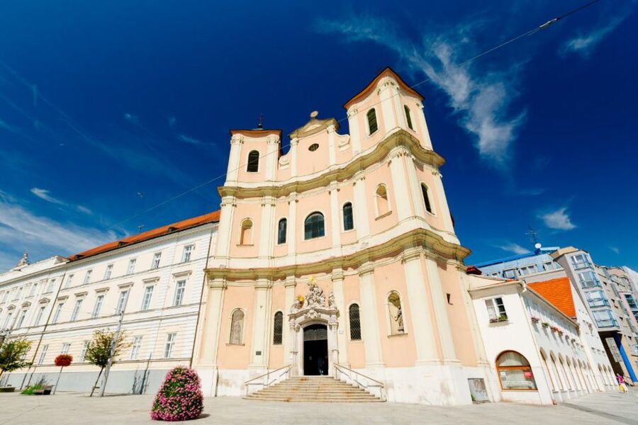 From Vienna: Guided Tour to Bratislava with Speed Boat Ride - Price and Value: What You’re Paying For, and Why It Can Be Fair