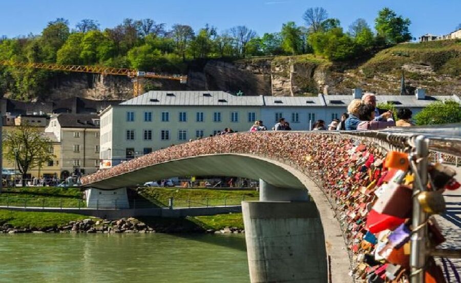 From Vienna: Melk, Salzburg, and Hallstatt Private Tour - Flexible timing is the real superpower of a private group