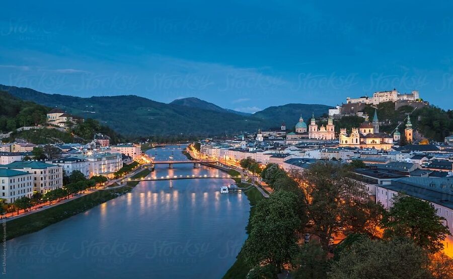 From Vienna: Melk, Salzburg, and Hallstatt Private Tour - Vehicle comfort and driver help you actually feel, even after a long drive