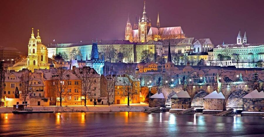 Full-Day Private Tour to Prague from Vienna - Vienna to Prague: why private transport matters