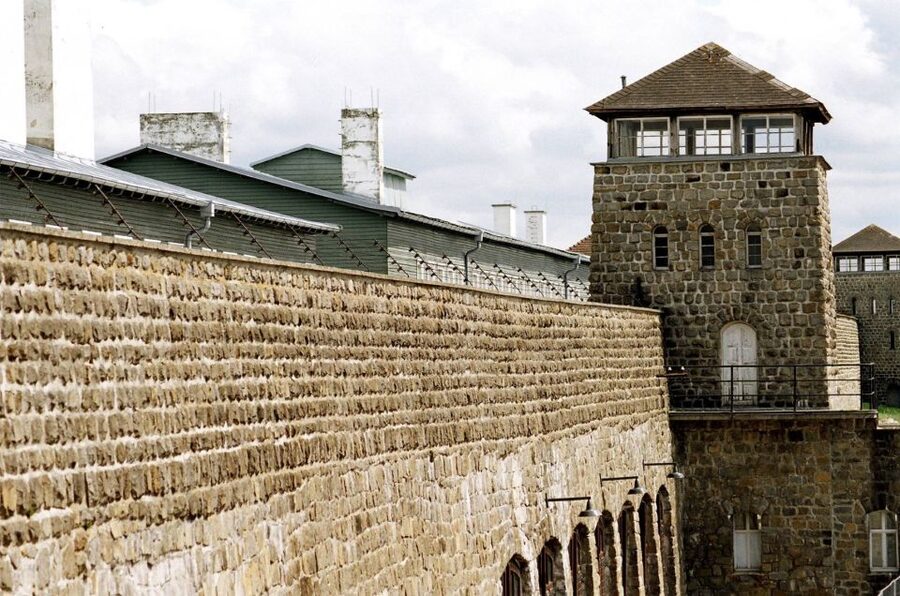 Full-Day Private Trip from Vienna to Mauthausen Memorial - The 7-Hour Plan: When Vienna Becomes a Long, Quiet Road Trip