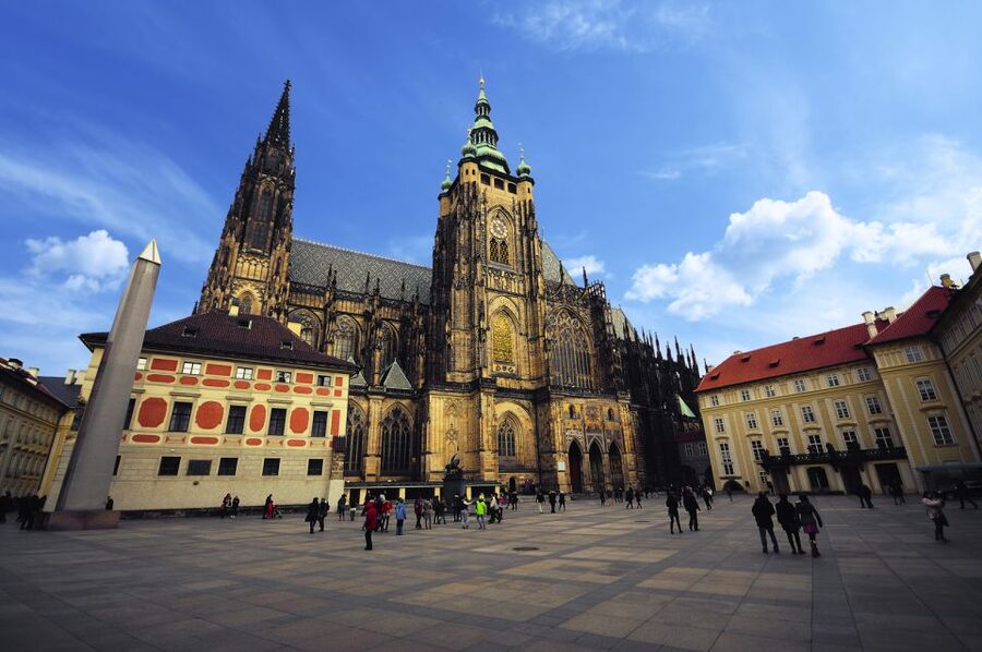 Full-Day Private Trip from Vienna to Prague - Price and Logistics: What You Pay For, and Why It Makes Sense