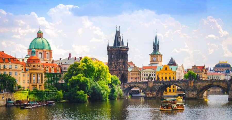 Full-Day Private Trip from Vienna to Prague - Moving Through Centuries in the Jewish Quarter