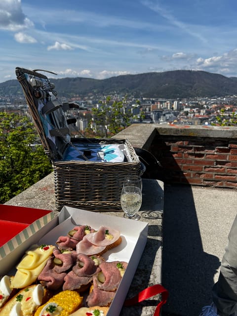 Graz: Funicular Ride & Schlossberg Picnic Experience - Who this experience is best for in Graz