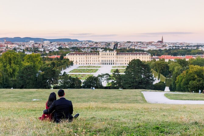 Guided Photoshoot Experience in Wien - Graben and Kohlmarkt: The City-Style Stop for Candid Moments