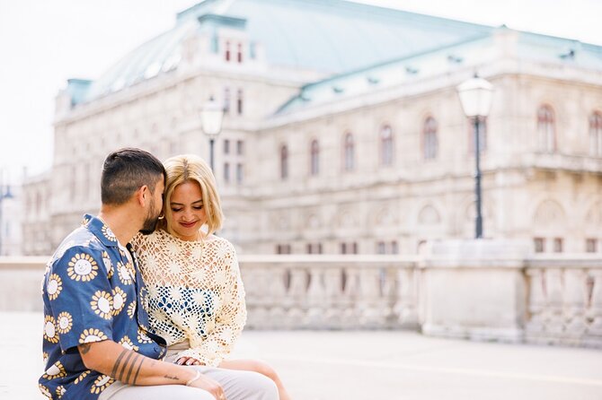 Guided Photoshoot Experience in Wien - Meeting at Café Mozart, Finishing at Stephansplatz