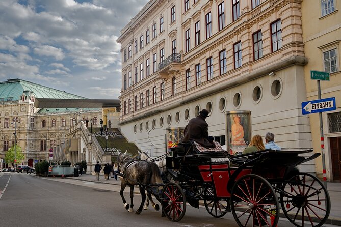 Guided Walking Tour of Vienna City Center Highlights - St. Stephen’s Cathedral as the finish line