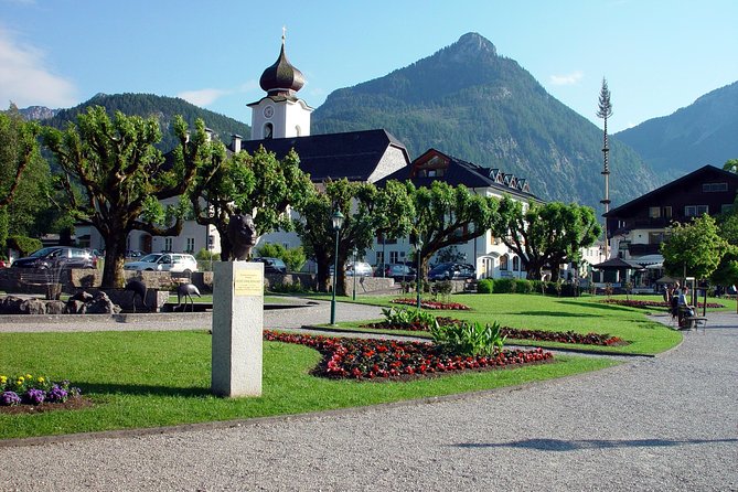 Hallstatt and Saint Wolfgang Full Day Private Tour from Salzburg - The Lake Fuschl Stop: A Quick Taste of the Region’s Luxury