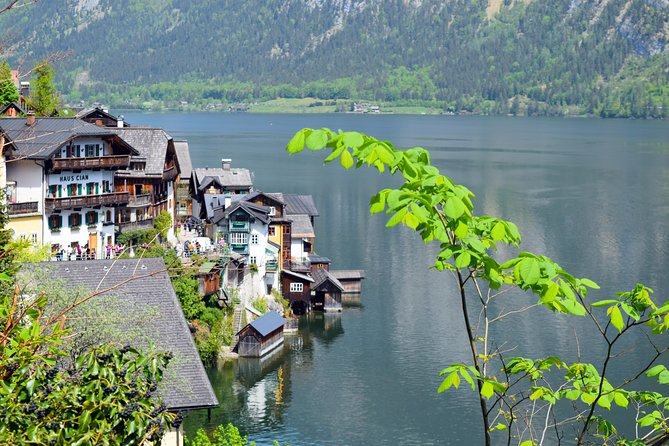 Hallstatt and Saint Wolfgang Full Day Private Tour from Salzburg - St. Wolfgang Kirche: One Hour by Lake Wolfgang