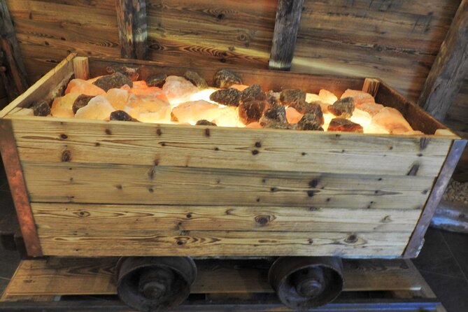 Hallstatt and Salt Mines Small-Group Tour from Salzburg - Hallstatt Town Time: UNESCO Views Plus Real Things to See