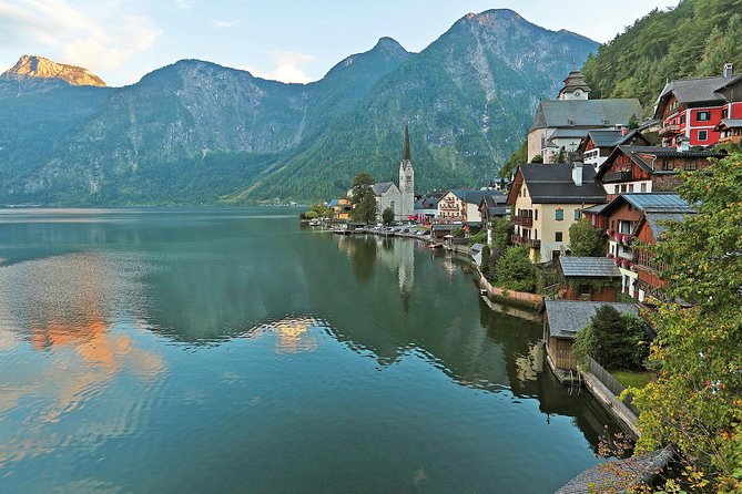 Hallstatt Guided Day Trip from Vienna With Boat Ride Option - Hallstatt Old Town: 2.5 Hours of Walking, Lunch, and Lake Views