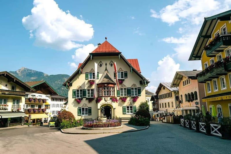 Hallstatt Highlights Day Trip from Salzburg with St. Gilgen - What to bring, and the few rules that affect your day