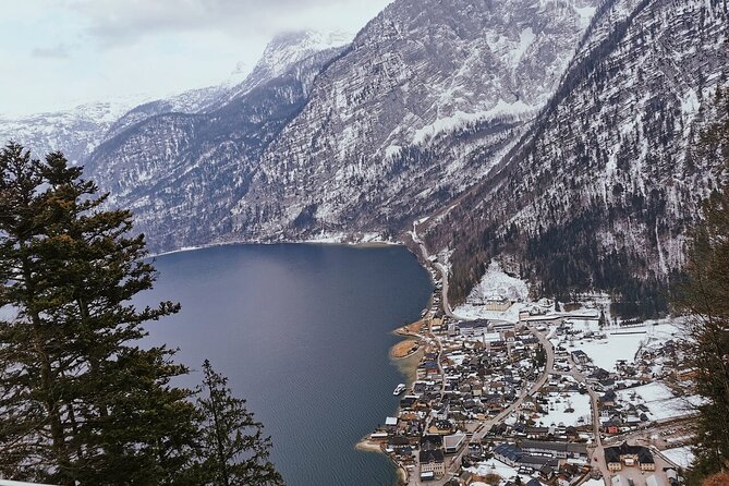 Hallstatt Small-Group Day Trip from Vienna - What Hallstatt feels like under your feet: stairs, cars, and walkability