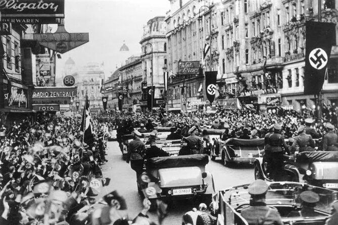Historical Hitler Walking Tour of Vienna - Infopoint Jewish Vienna and the hidden Seitenstettentempel