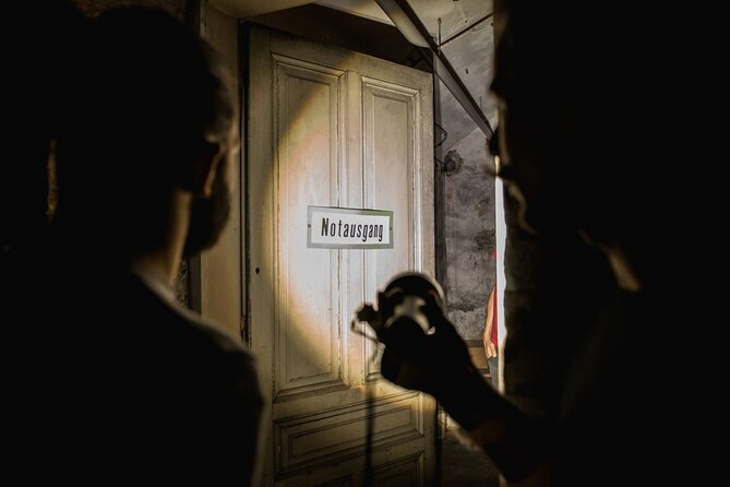 Historical Pharmacy Cellar Guided Tour - Guide Style: Julius, Humor, and Clear Explanations