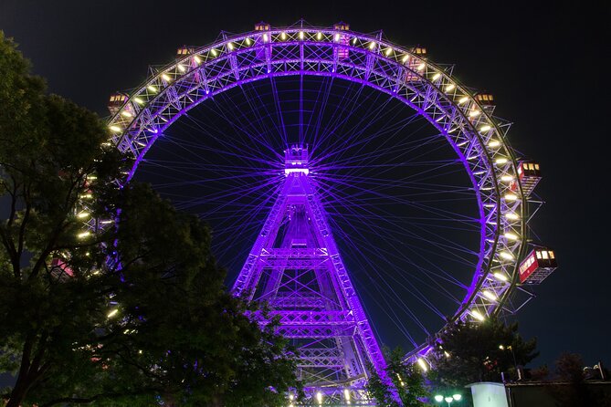 Hotrod Moonlight Tour -evening tour with PRATER ferrys wheel ride - From Judengasse 4 to the Garage in Two Minutes